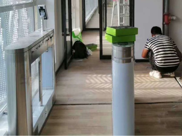 學校通道門禁系統怎么選擇？來看這里！